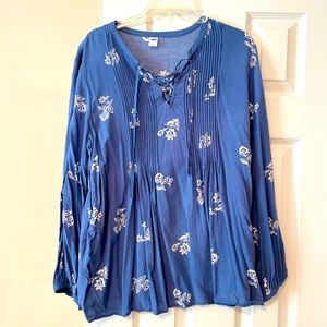 Soft long sleeve blouse from Old Navy. Size L.